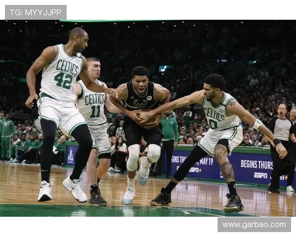 勇士与雄鹿激战正酣视频直播时间定于12月08日敬请关注