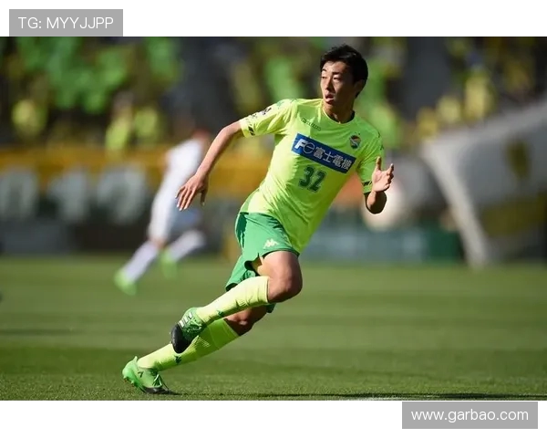 大宫松鼠与福冈黄峰的激烈对决揭示了日本足球的无限魅力与竞争精神